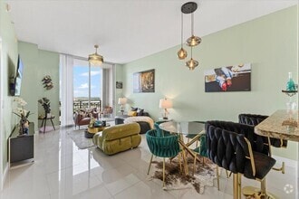 Building Photo - 550 Okeechobee Blvd