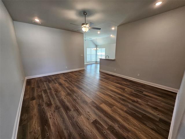 Building Photo - 2910 Orchid Dr