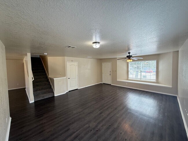 Foto del edificio - 11127 Vollmer Ln