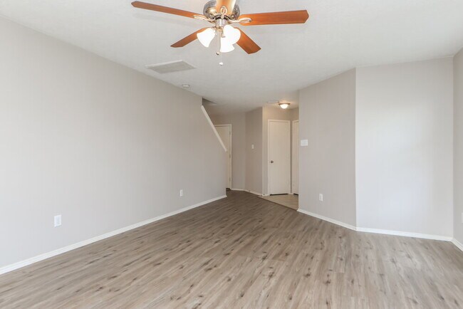 Foto del edificio - 33322 Cottonwood Bend