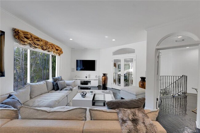 Foto del edificio - 21141 Brunnell Ct