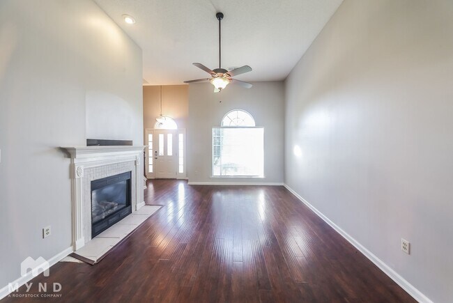 Building Photo - 7384 Hunters Forest Cove