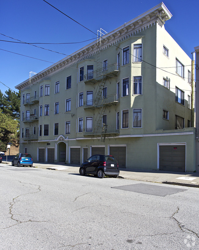 Building Photo - 1200 17th Ave