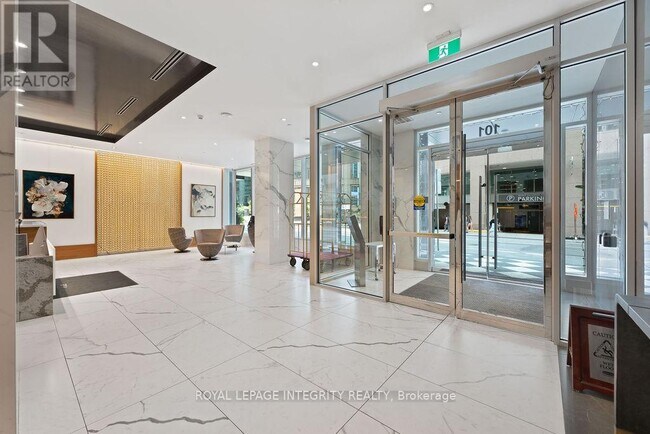 Photo du bâtiment - 101 Queen St