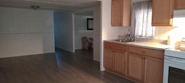 Foto del edificio - 4510 Granada Ave