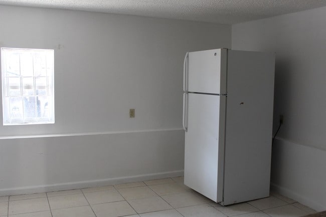 Building Photo - 3702a Freret St