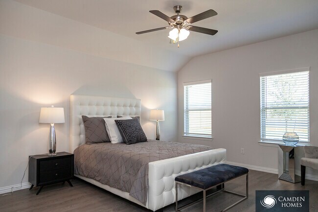 Foto del edificio - 401 Ginger Ave