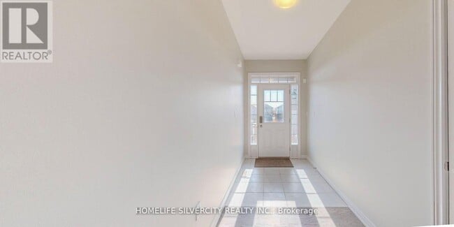 Building Photo - 28 Holder Dr