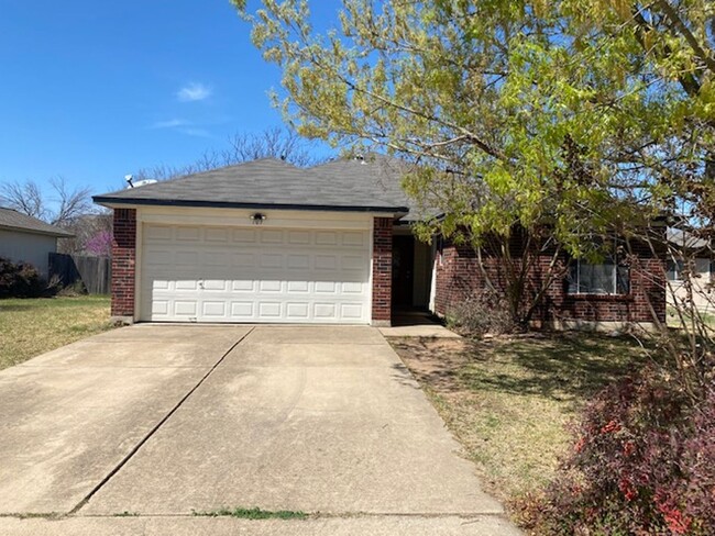 Building Photo - 3 Bedroom 2 Bathroom Leander Home