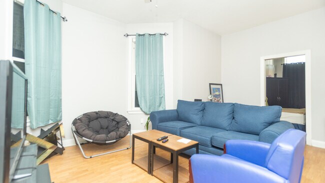 Foto del edificio - 3227 W Beach Ave