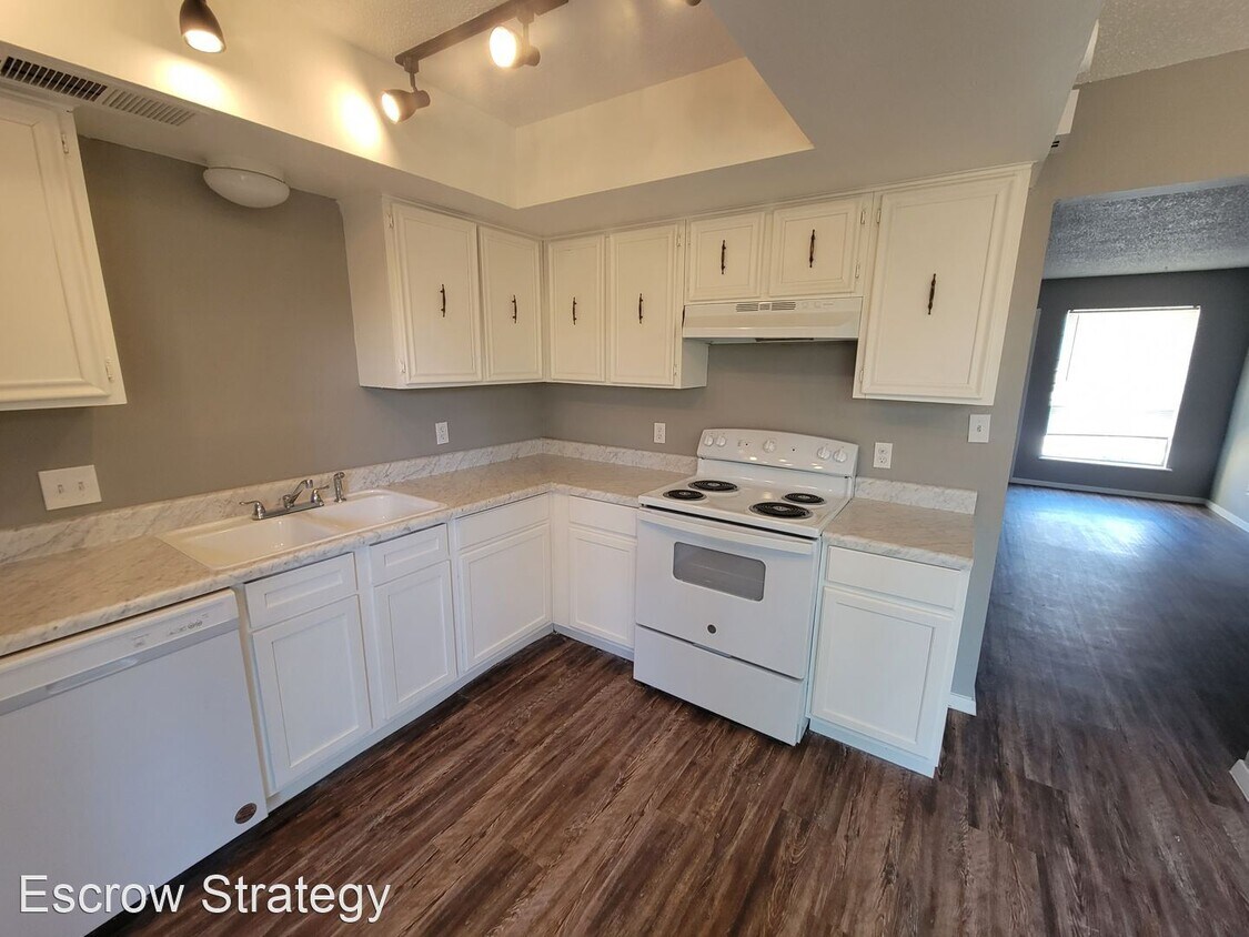 Primary Photo - 2 br, 2 bath House - 3813 Harvard Ave