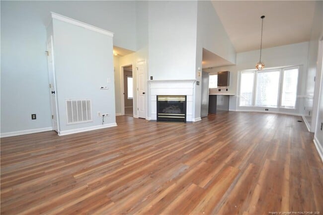 Building Photo - 4208 Loon Ln