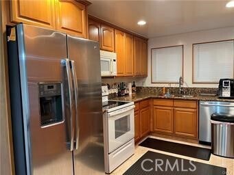 Building Photo - 3032 Via Vista