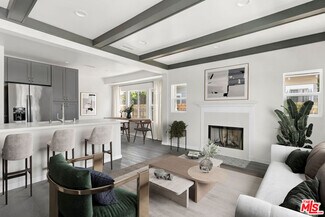 Building Photo - 1507 W 50th St