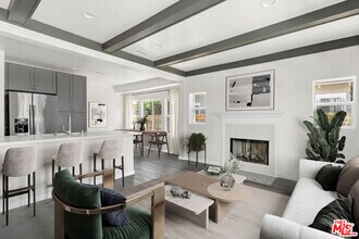 Building Photo - 1507 W 50th St
