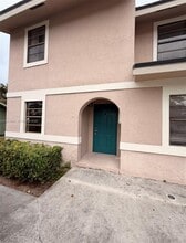 Building Photo - 13785 Bottlebrush Ct