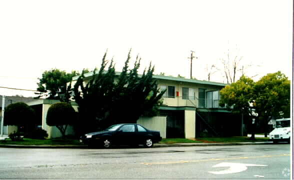 Foto principal - 1534 S Delaware