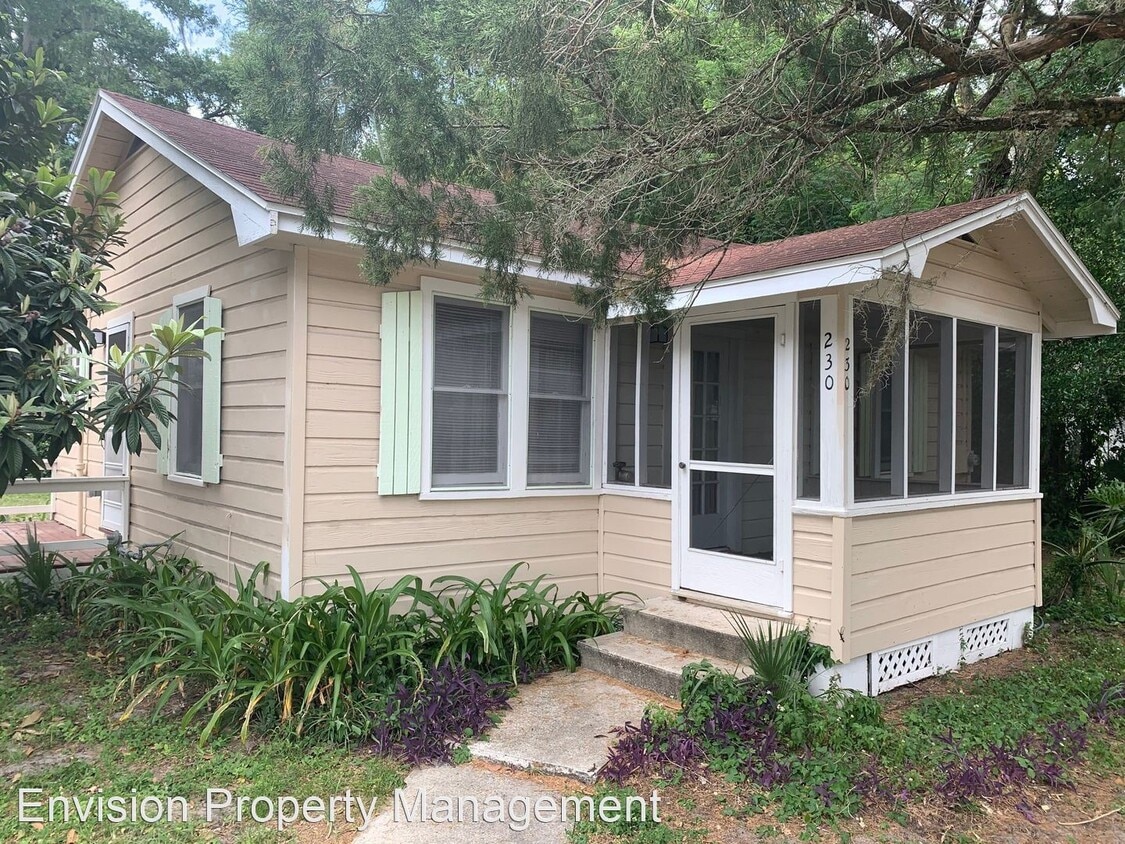 230 N Garfield Ave, DeLand, FL 32724 House Rental in DeLand, FL