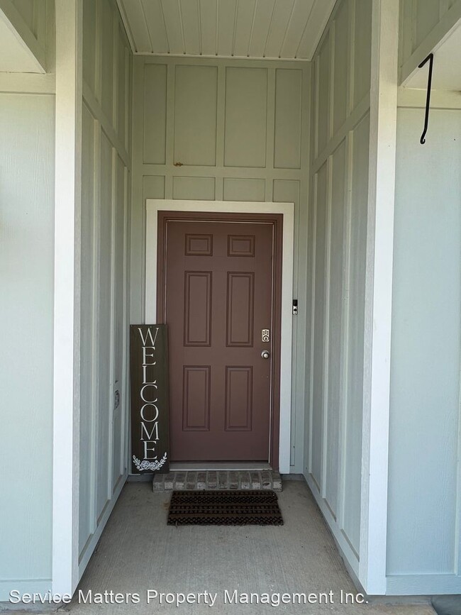 Building Photo - 4 br, 2 bath House - 5781 Danbury Blvd