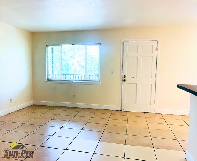 Foto del edificio - 900 S Peninsula Dr