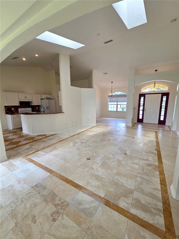 Foto del edificio - 129 Westchester Ln