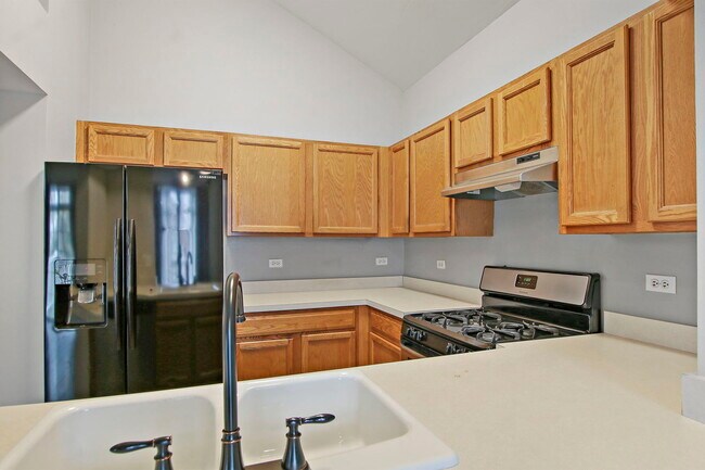 Foto del edificio - 667 Prestwick Ln