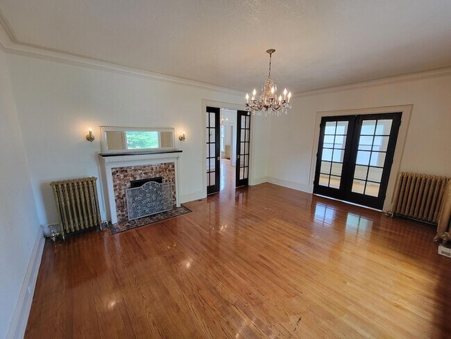 Foto del edificio - 508 Maple Ave