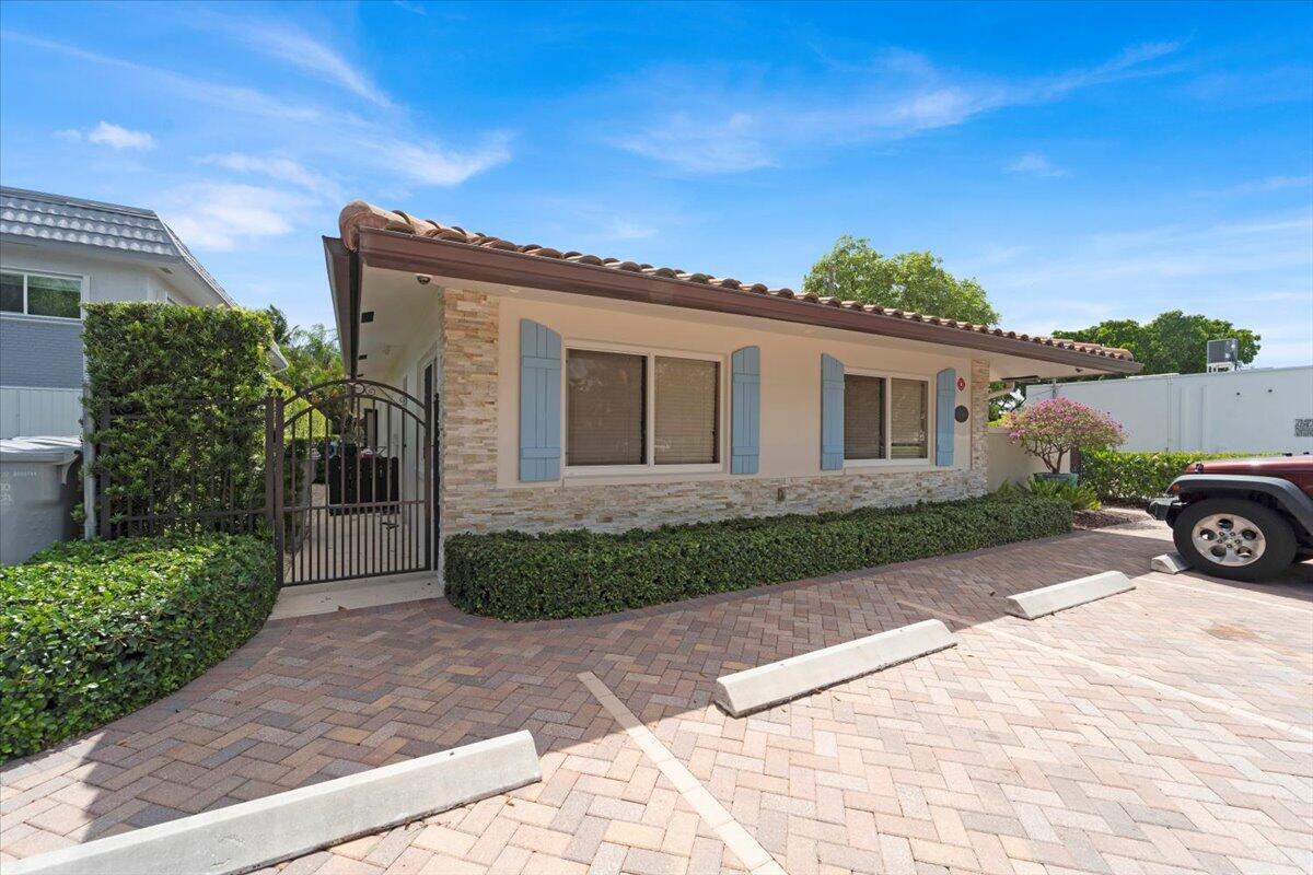 8 NE 14th Ave, Pompano Beach, FL 33060 House Rental in Pompano Beach