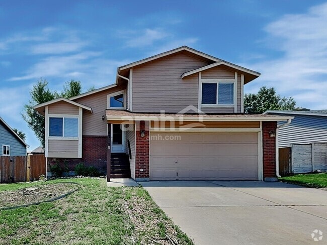 Building Photo - 4712 Sebring Dr