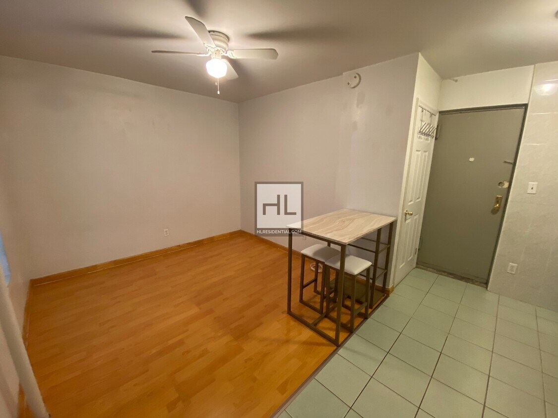 MOTT STREET Room for Rent in New York, NY