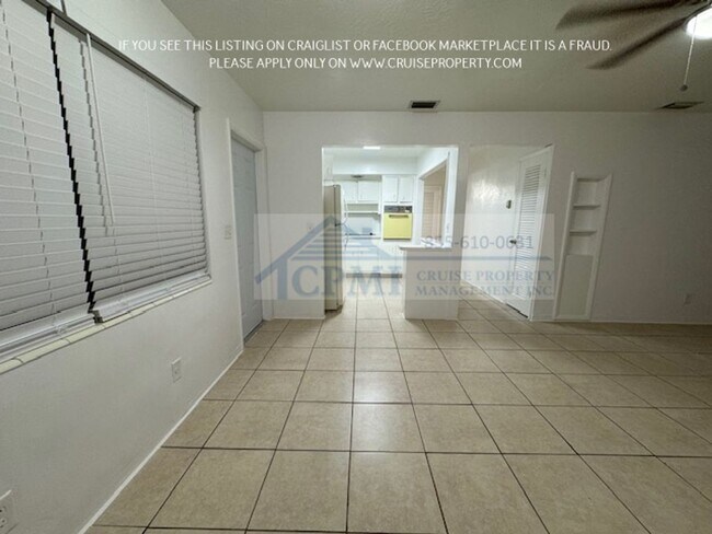 Interior Photo - 2617 Lincoln St