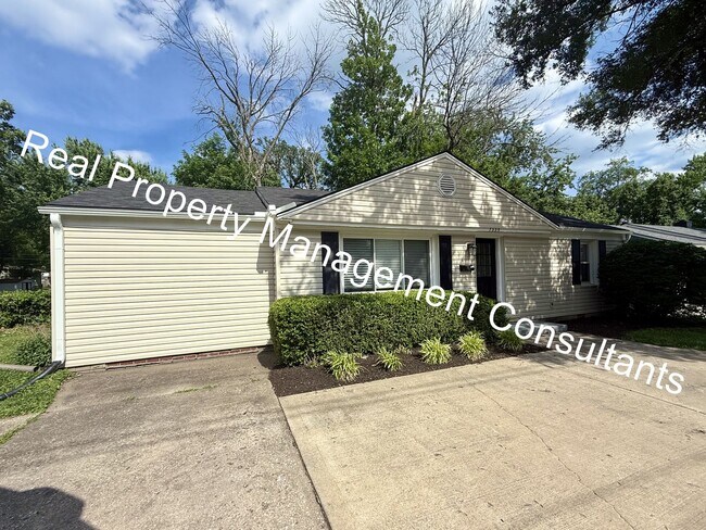 Building Photo - 4 Bed 2 Bath Prairie Village ranch style home!