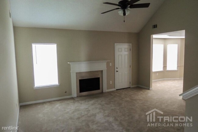Building Photo - 98 Dogwood Ridge Dr