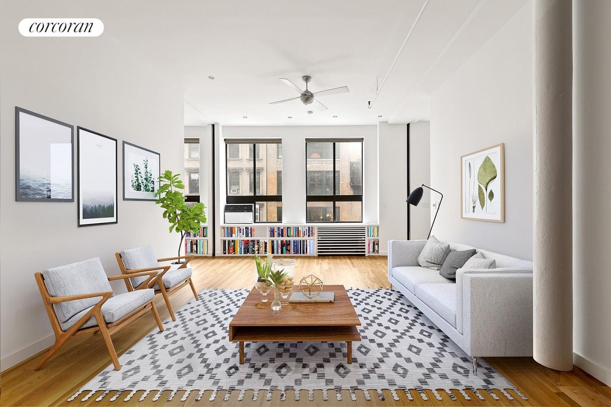 Primary Photo - 117 W 17th St