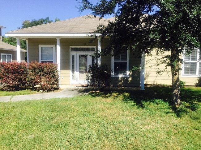 Foto del edificio - 111 Earle Taylor Ln