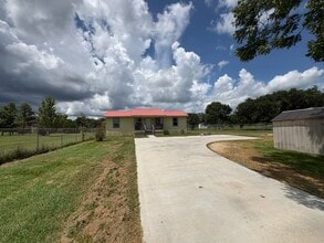 Building Photo - 7471 FM457