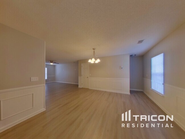 Foto del edificio - 124 Wigmore Ln