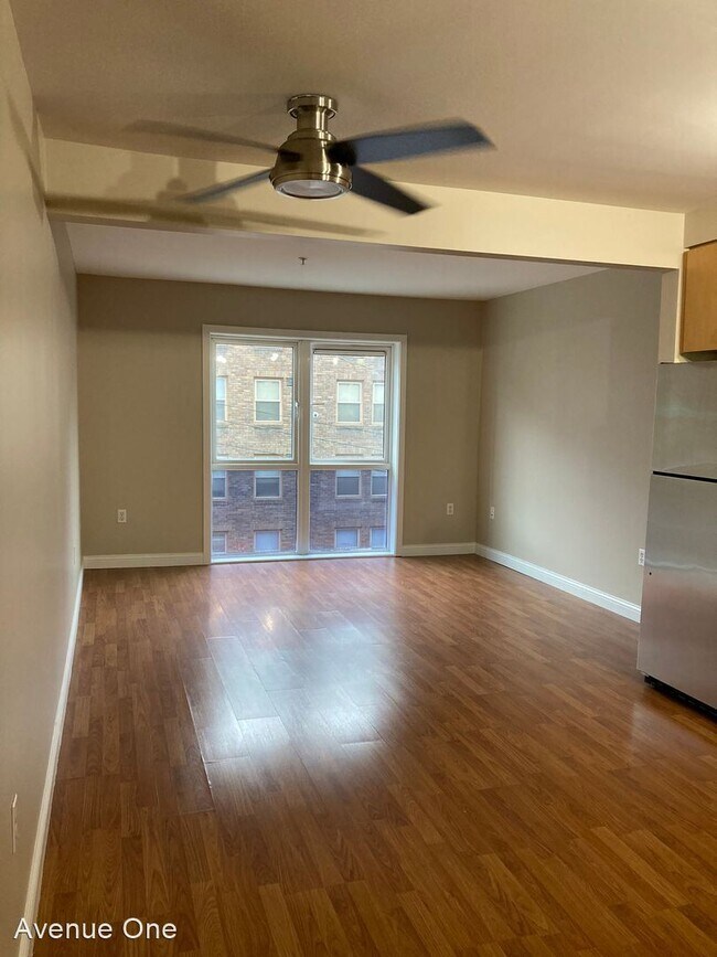 Foto del edificio - 2 br, 1 bath House - 103 Bellevue Ave East...