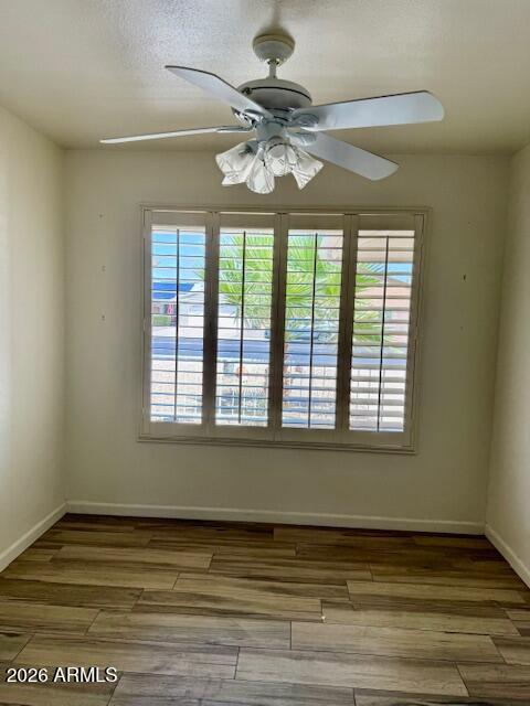 Foto del edificio - 15430 N Bowling Green Dr