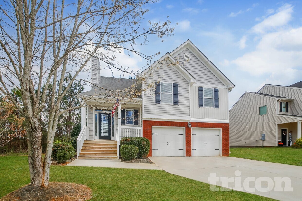 Foto principal - 7134 Creeksong Dr