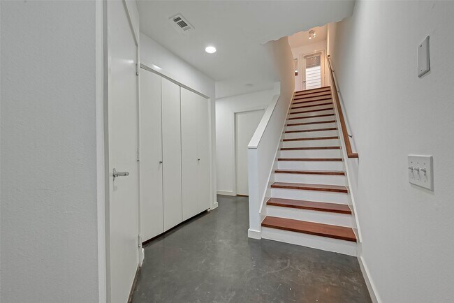 Foto del edificio - 2932 Cline St