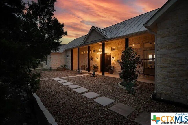 Building Photo - 1023 Mystic Breeze