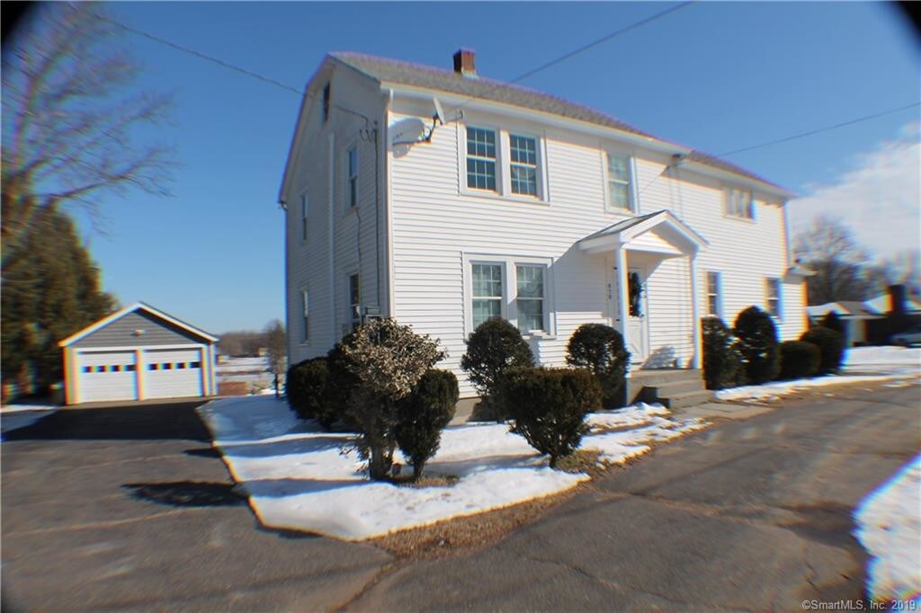 Primary Photo - 856 East Street N