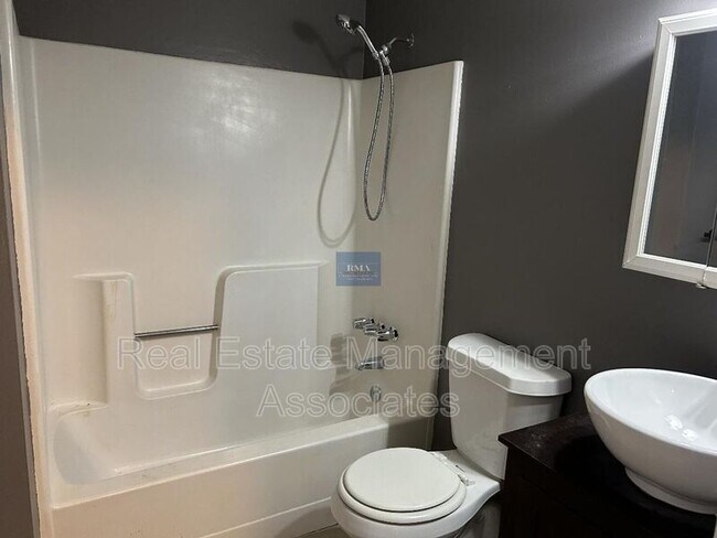Foto del edificio - 121 Hill Pine Trail