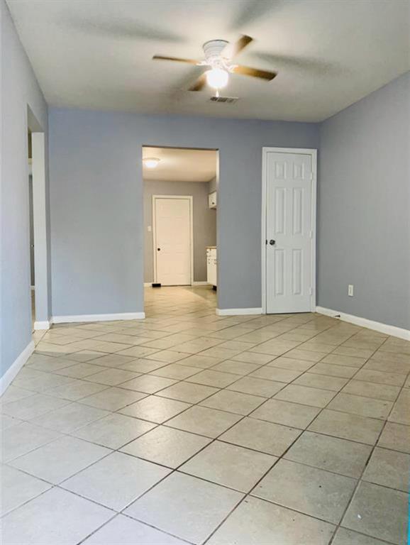 Building Photo - 7517 Lockwood Dr