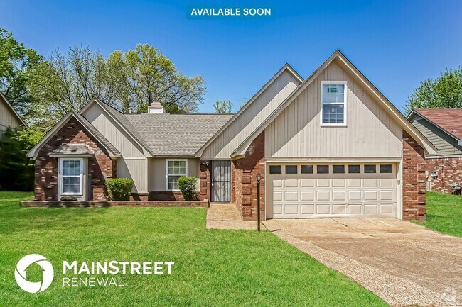 Building Photo - 6750 Lake Point Cir