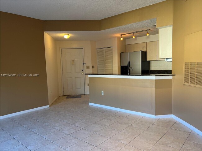Foto del edificio - 2445 SW 18th Terrace