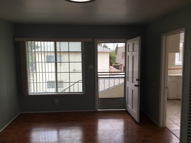 Building Photo - 1017 Allen Ave