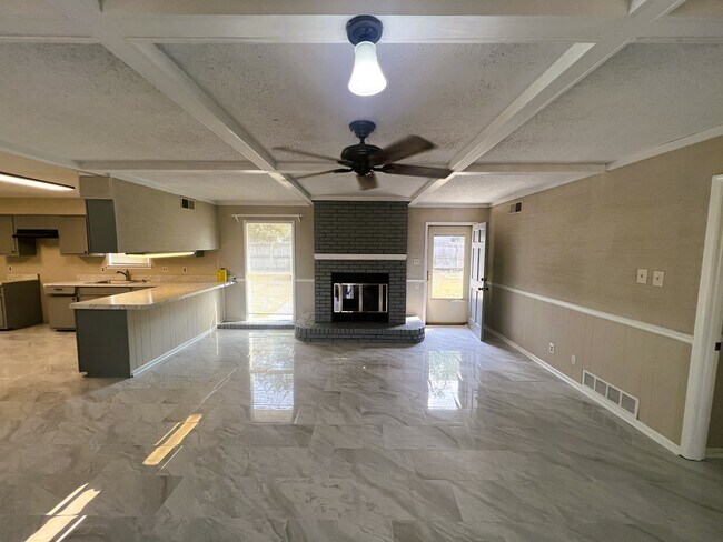 Foto del edificio - 6313 Cheekwood Ave
