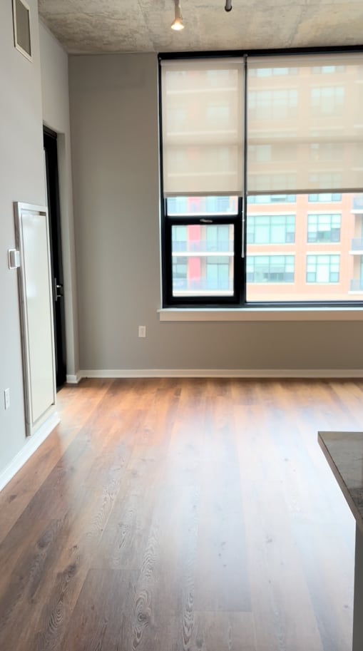 Foto del edificio - 1136 S Delano Ct W